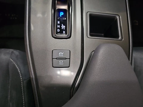 Lexus UX 2.0 300h UX Plus