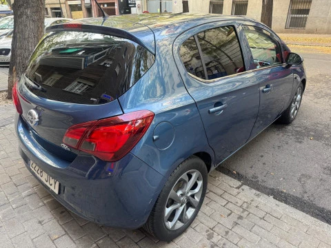 Opel Corsa 1.4 Selective 90 CV
