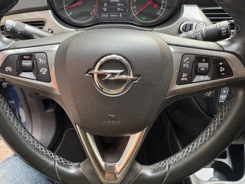 Opel Corsa 1.4 Selective 90 CV