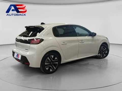 Peugeot 208 Allure HYBRID 100 eDCS6