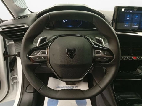 Peugeot 208 Allure HYBRID 100 eDCS6