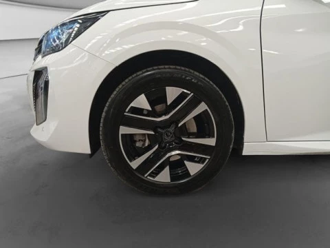 Peugeot 208 Allure HYBRID 100 eDCS6