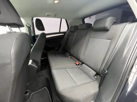 Volkswagen Golf Business 1.6 TDI 85kW (115CV)