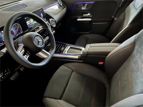 Mercedes-Benz GLA 200 D