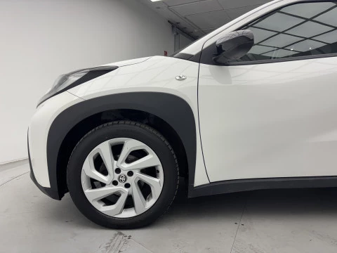 Toyota Aygo X Cross 1.0 VVT-I 72CV Play
