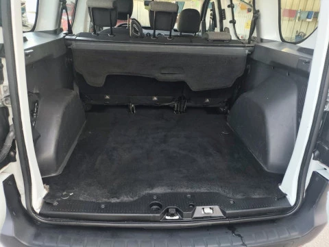 Dacia Dokker Essential 1.6 75kW (100CV) GLP -18