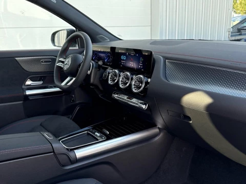 Mercedes-Benz EQA  250+