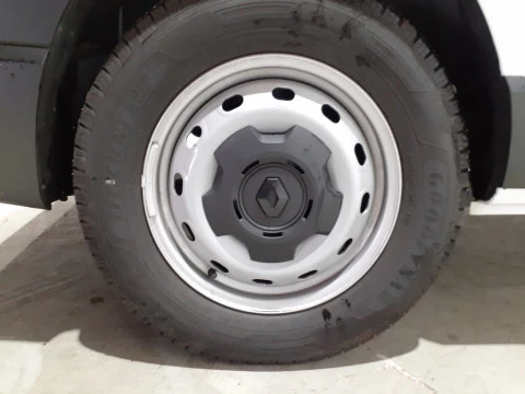 Renault Trafic nuevo trafic E-Tech electrico L2 furgon H1 bateria 52kW