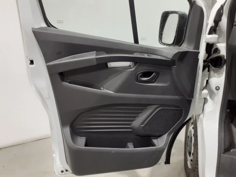 Renault Trafic nuevo trafic E-Tech electrico L2 furgon H1 bateria 52kW