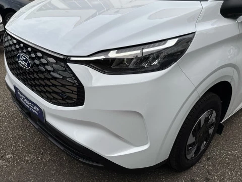 Ford Transit Custom Van BEV 64kWh 100kW 320 L2 Trend