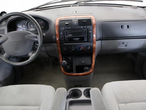 Kia CARNIVAL 2.9 TDI 16V LS 5P 7 PLAZAS