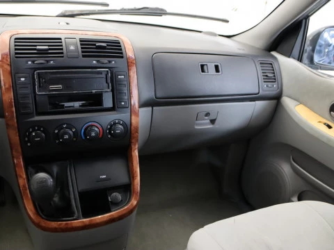 Kia CARNIVAL 2.9 TDI 16V LS 5P 7 PLAZAS