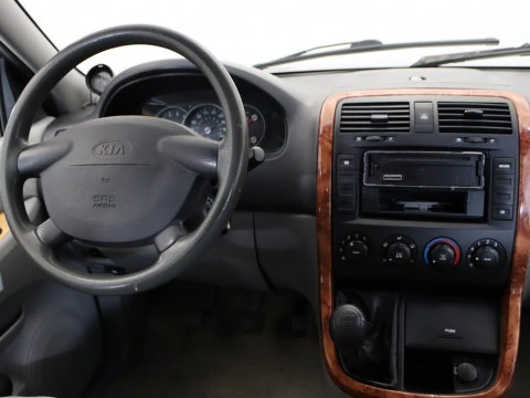 Kia CARNIVAL 2.9 TDI 16V LS 5P 7 PLAZAS