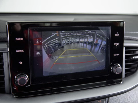 Kia XCeed 1.0 T-GDi Drive 88kW (120CV) Kia XCeed 1.0 T-GDi Drive 88kW (120CV)