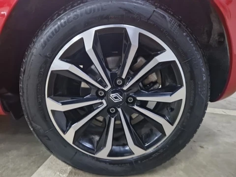 Renault Clio techno Eco-G 100cv (74kW)