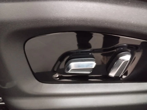 EBRO S700 1.5 TGDI PHEV Luxury E-CVT