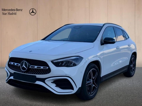 Mercedes-Benz GLA  200 D