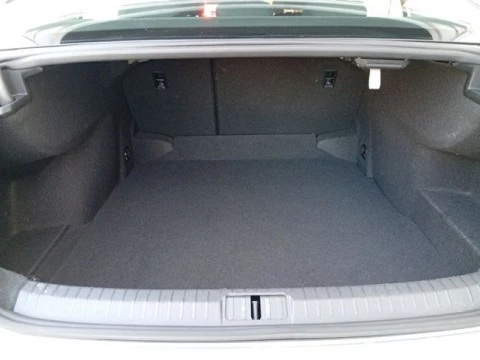 Volkswagen Passat Business 2.0 TDI 90kW (122CV) DSG