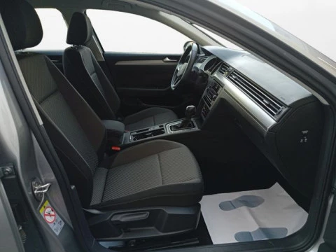 Volkswagen Passat Business 2.0 TDI 90kW (122CV) DSG