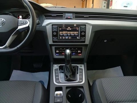 Volkswagen Passat Business 2.0 TDI 90kW (122CV) DSG