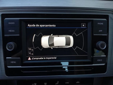 Volkswagen Passat Business 2.0 TDI 90kW (122CV) DSG
