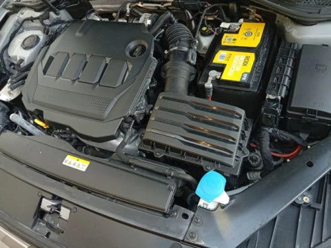 Volkswagen Passat Business 2.0 TDI 90kW (122CV) DSG