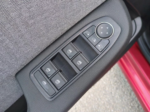 Renault Clio Techno TCe 90 (67kw)