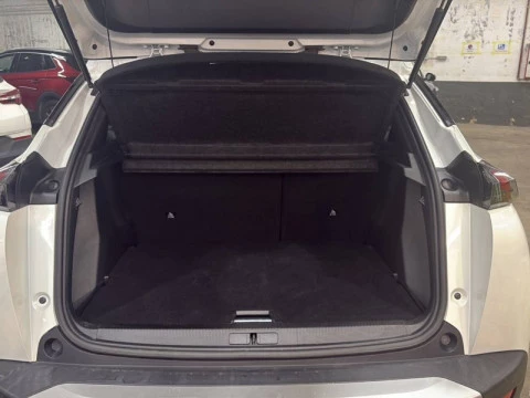 Peugeot 2008 Allure Pack Puretech 100 S&S 6 Vel. MAN