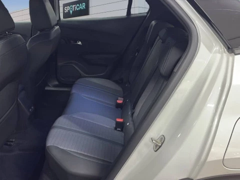 Peugeot 2008 Allure Pack Puretech 100 S&S 6 Vel. MAN