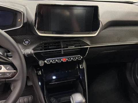 Peugeot 2008 Allure Pack Puretech 100 S&S 6 Vel. MAN