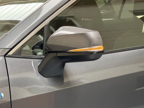 Toyota Rav4 2.5l 220H Advance