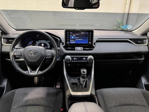 Toyota Rav4 2.5l 220H Advance