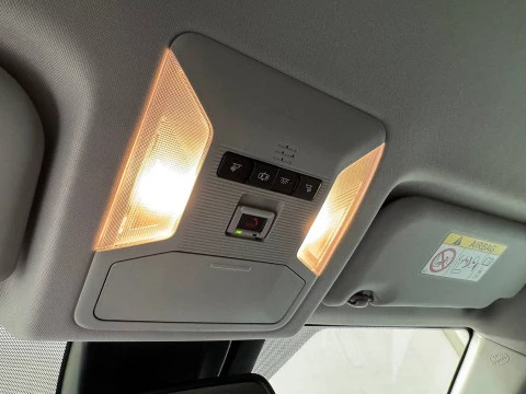 Toyota Rav4 2.5l 220H Advance