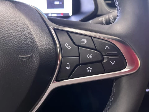 Renault Captur techno Eco-G 100cv (74 kW)