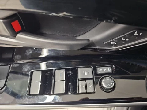 Toyota BZ4X 220E 4x4 Luxury