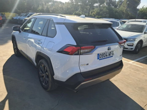 Toyota Rav4 2.5l 220H Advance