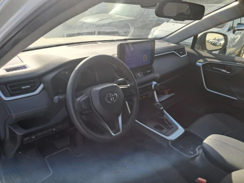 Toyota Rav4 2.5l 220H Advance