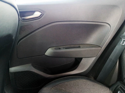 Renault Clio 1.0 TCE 67KW TECHNO 5P