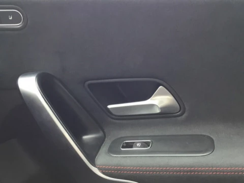 Mercedes-Benz Clase CLA  200 Coupé
