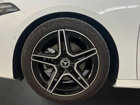 Mercedes-Benz Clase A 200 d Berlina