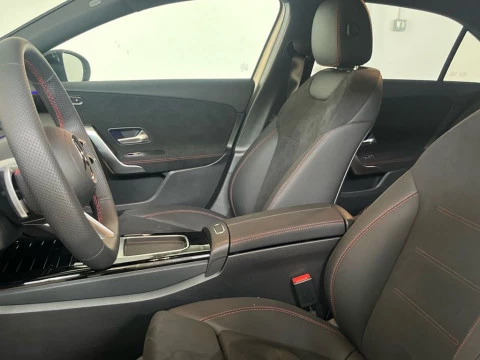 Mercedes-Benz Clase A 200 d Berlina