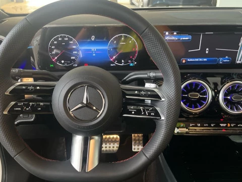 Mercedes-Benz Clase A 200 d Berlina