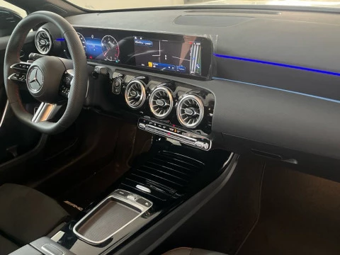 Mercedes-Benz Clase A 200 d Berlina