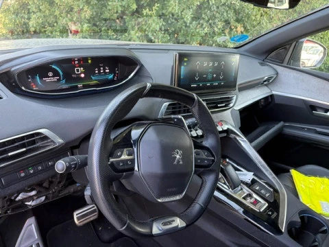 Peugeot 3008 Hybrid 300 e-EAT8 GT