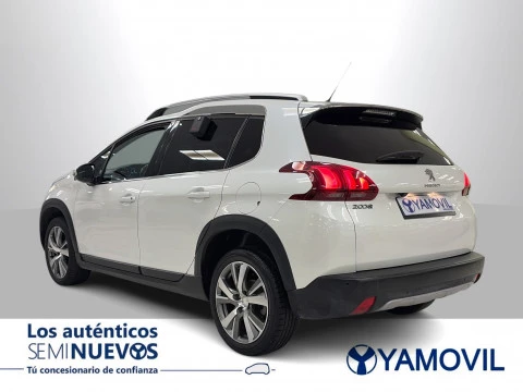 Peugeot 2008 PureTech 110 SANDS Allure 81 kW (110 CV)