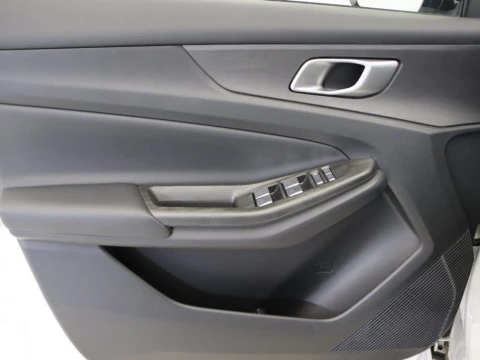 DR AUTOMOBILES DR6 1.5 TURBO GLP DCT 5P