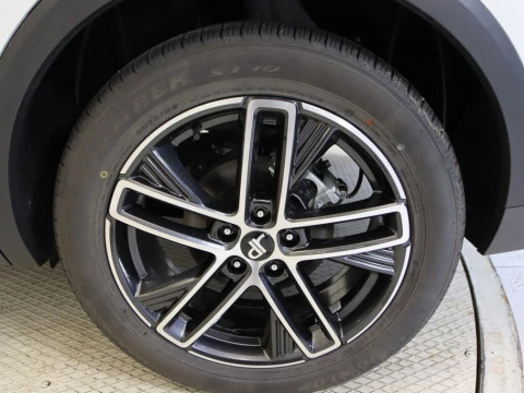 DR AUTOMOBILES DR6 1.5 TURBO GLP DCT 5P