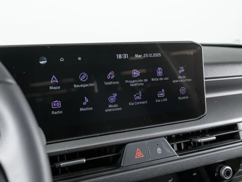Kia Stonic 1.0 T-GDi 85kW (115CV) MHEV Concept