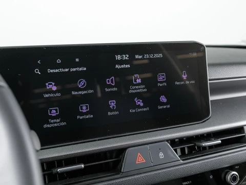 Kia Stonic 1.0 T-GDi 85kW (115CV) MHEV Concept