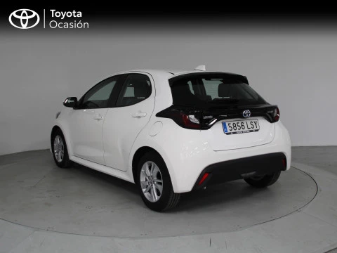 Toyota Yaris 1.5 120H Business Plus
